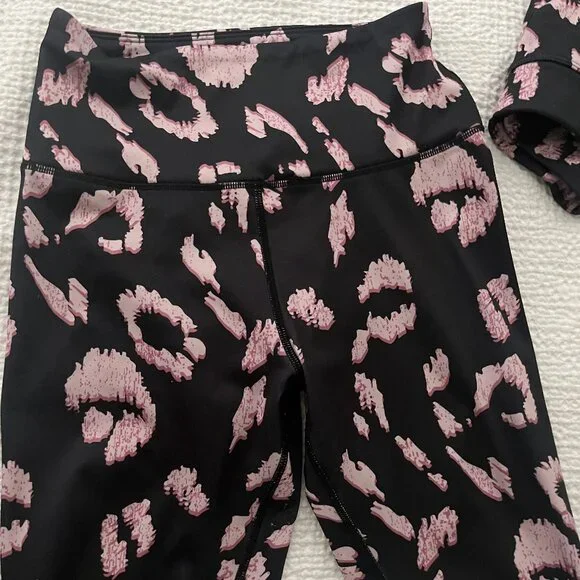 Cyclebar Pink Printed Leggings - Picture 3 of 3